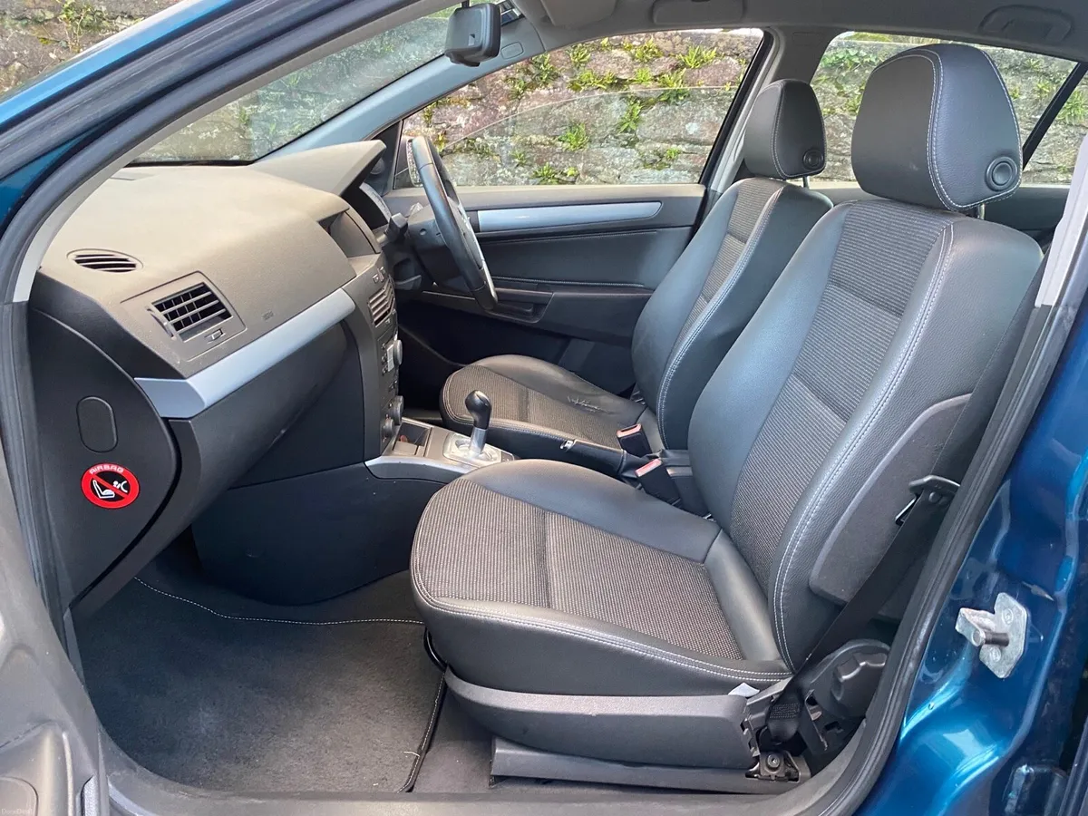 2007 OPEL ASTRA AUTOMATIC 115KMS TAXED NCTD - Image 4