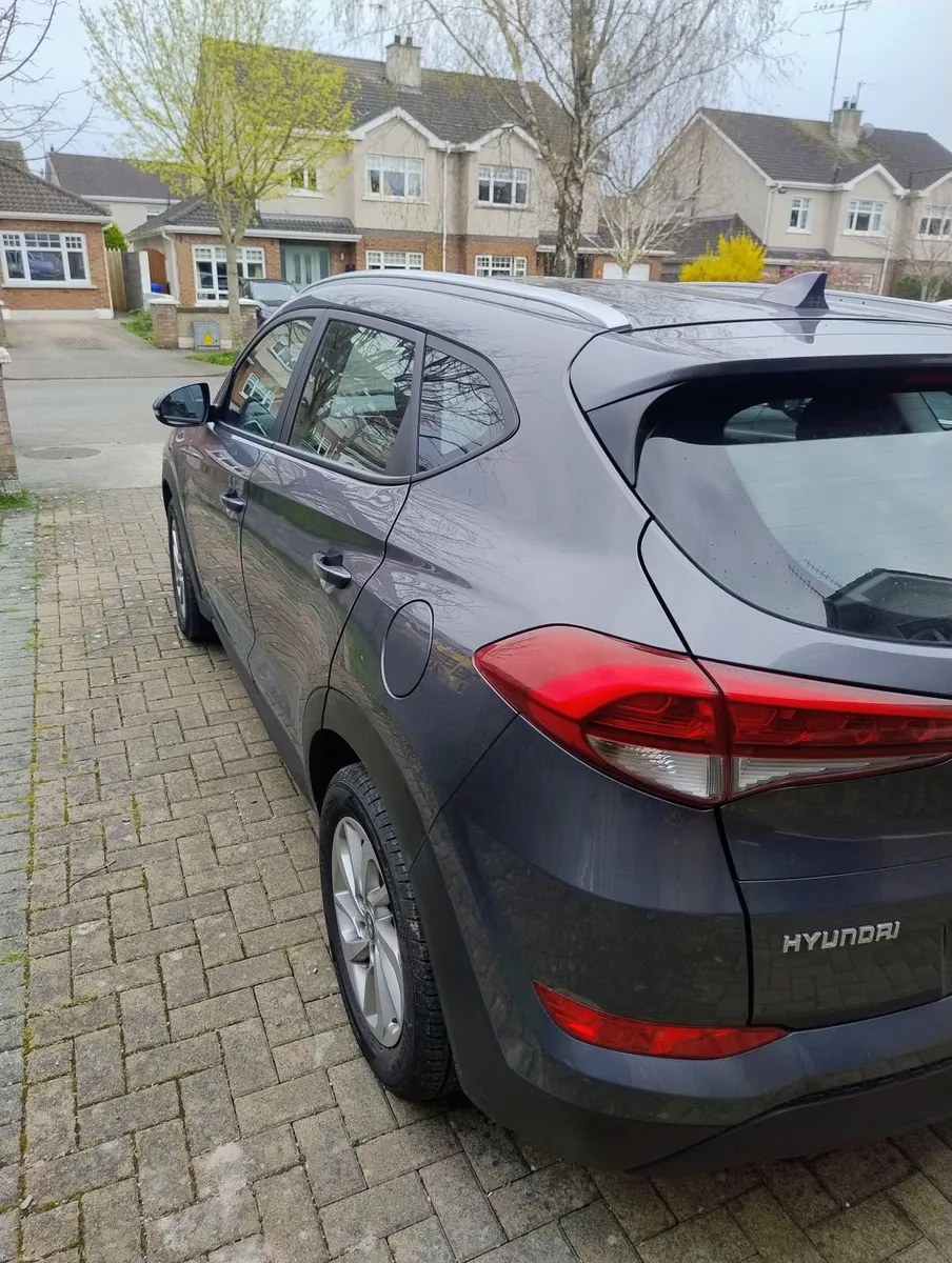 Hyundai Tucson 2017 - Image 2