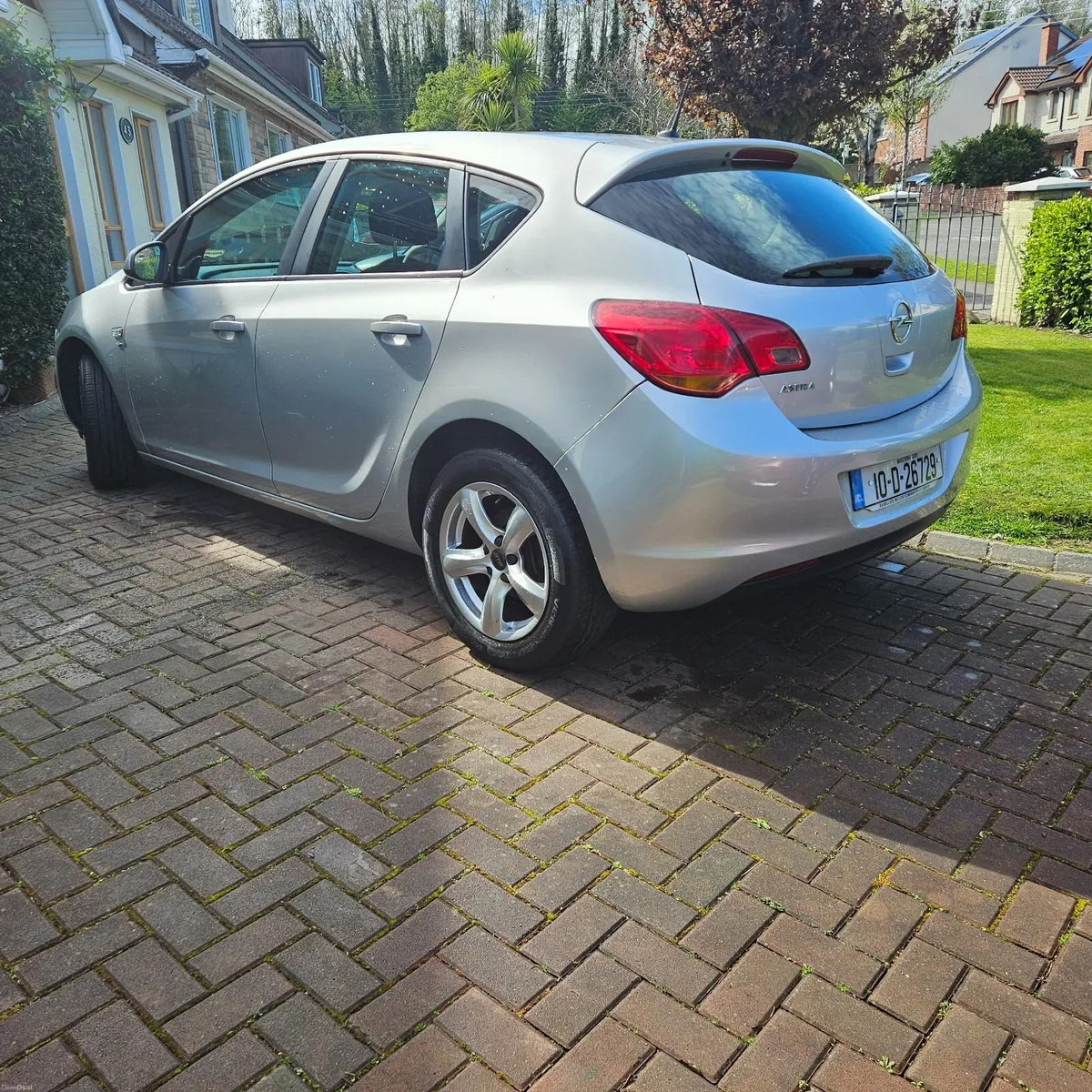 Opel Astra 2010 - Image 4