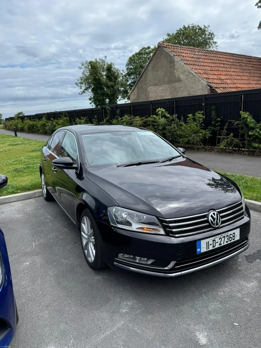 Volkswagen Passat 2011 - Image 1