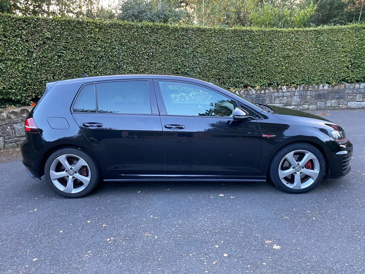 141 VW GTI 2.0 DSG - Image 4