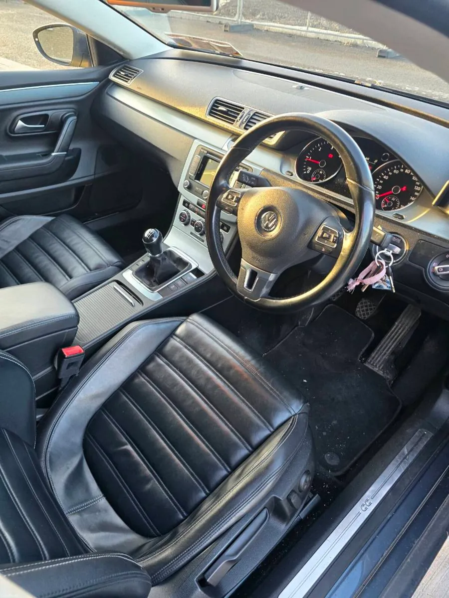 Volkswagwn CC - Image 3