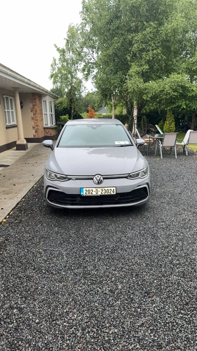 Volkswagen golf - Image 2