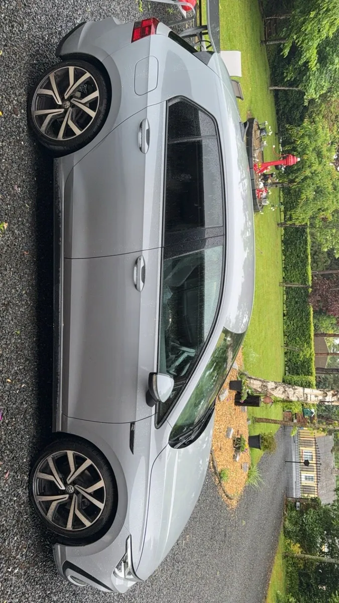 Volkswagen golf - Image 4