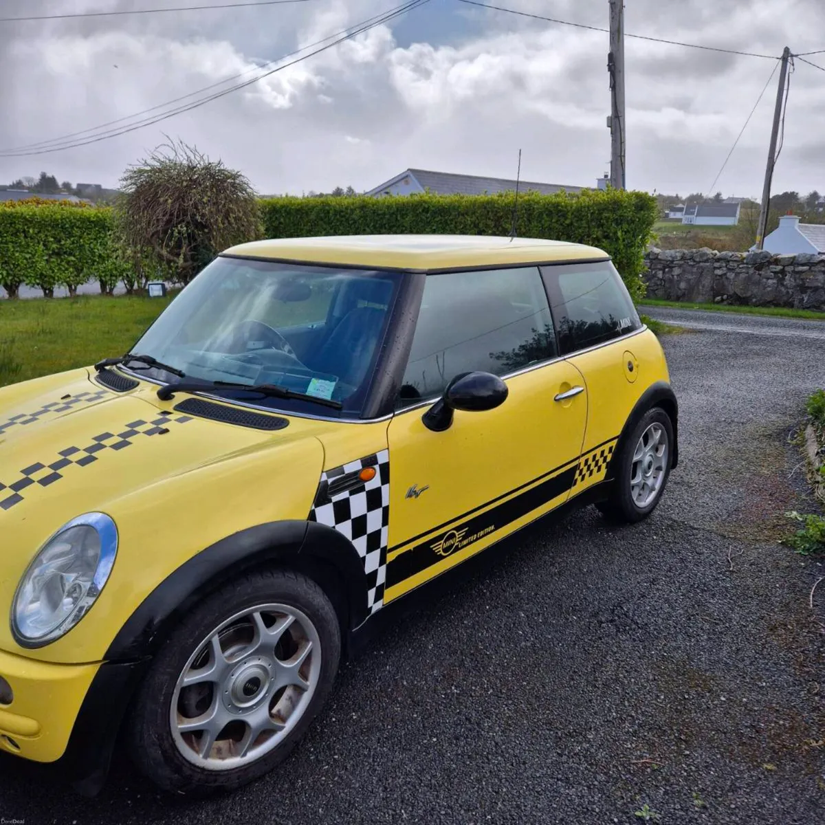 Mini One - €2000 ONO - Image 2