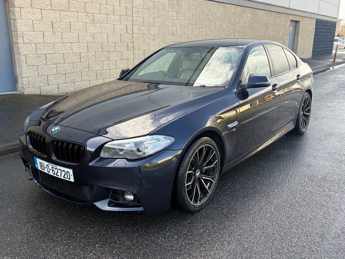 BMW 520d 2016 Lci Msport carbon black - Image 2