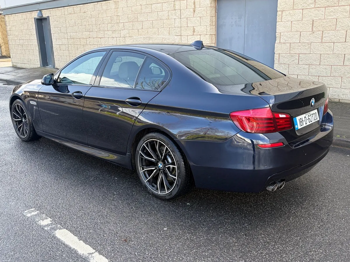 BMW 520d 2016 Lci Msport carbon black - Image 3
