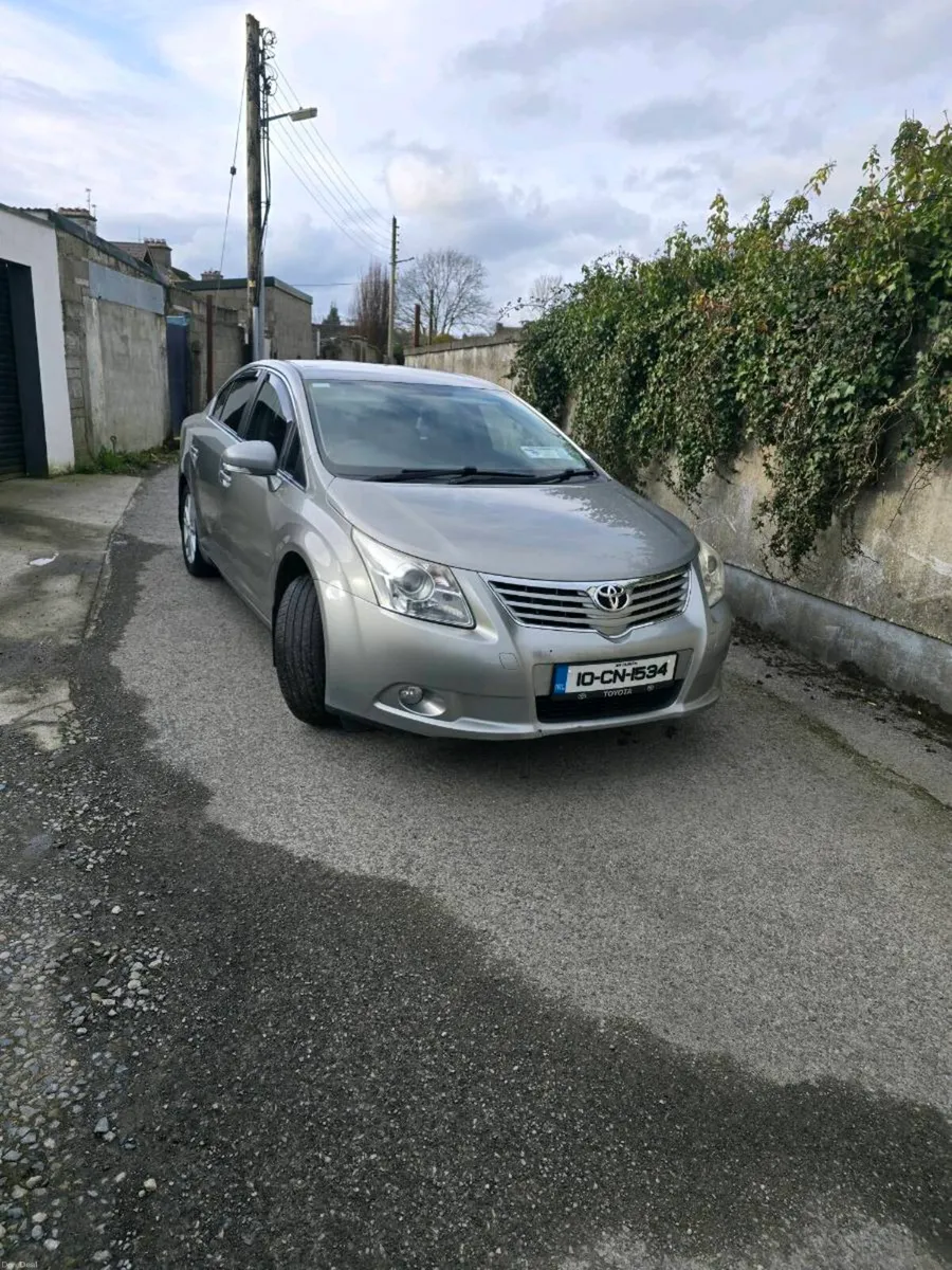 2010 Toyota avensis D4D - Image 1