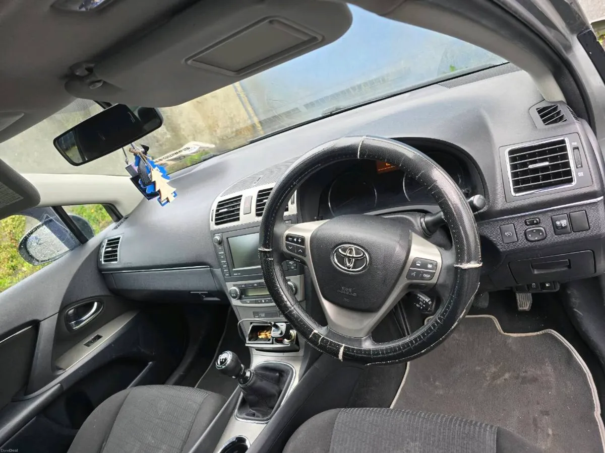 2010 Toyota avensis D4D - Image 2