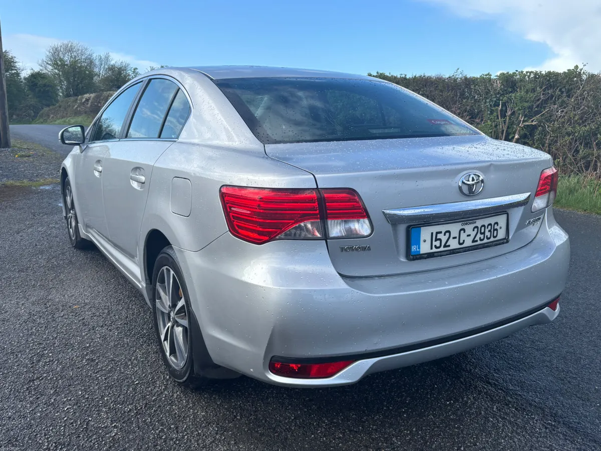 Toyota Avensis 2015 2.0 d4d - Image 4