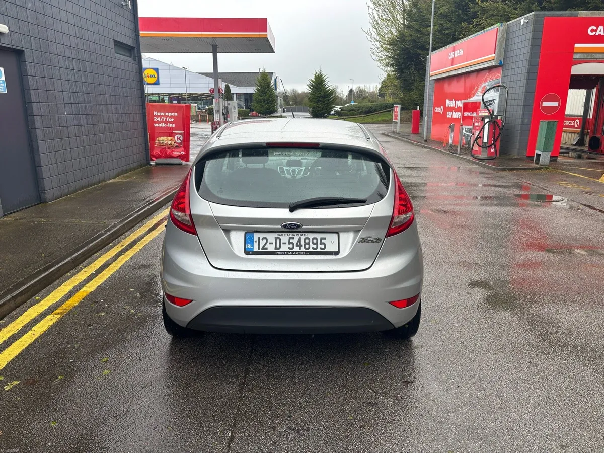 Ford Fiesta 1.4 TDCI Edge 70PS 5DR, 2012 - Image 4