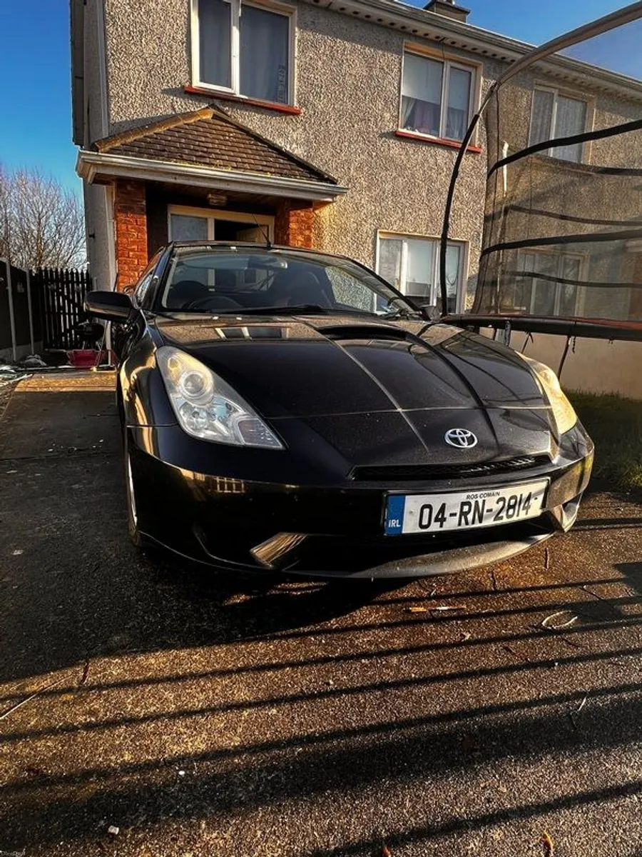2004 Toyota Celica - Image 2