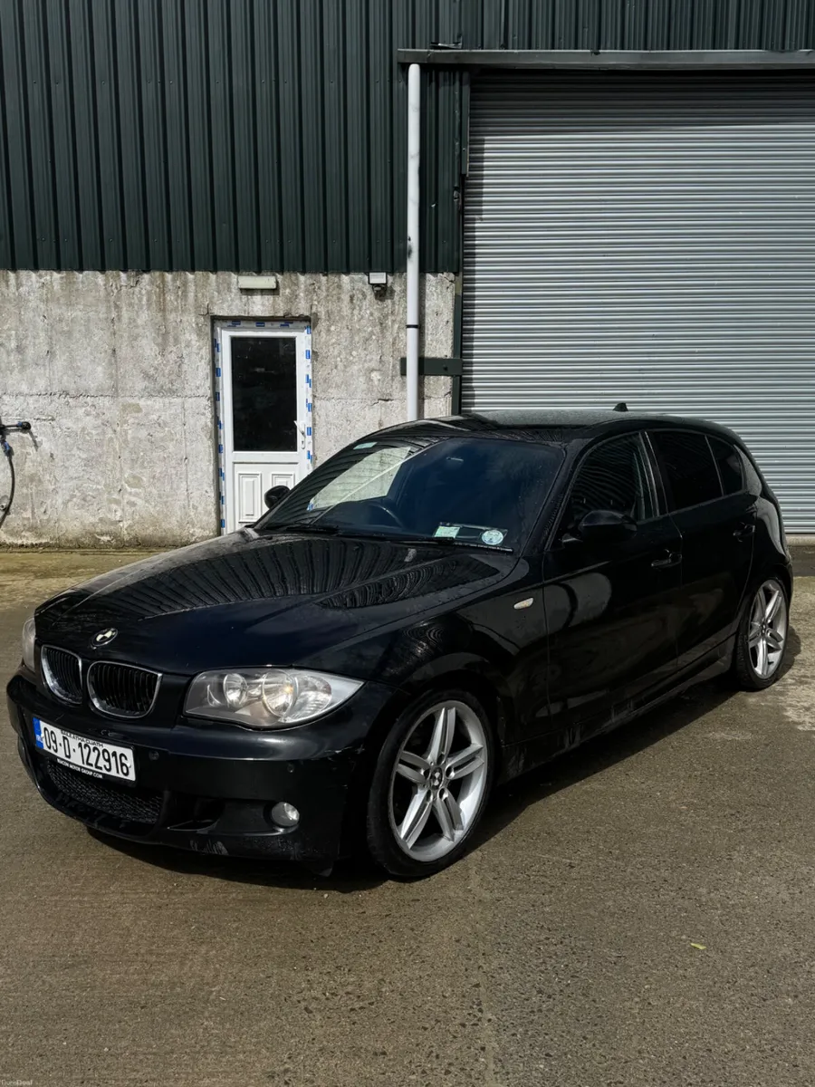 BMW 1-Series 2009 - Image 4