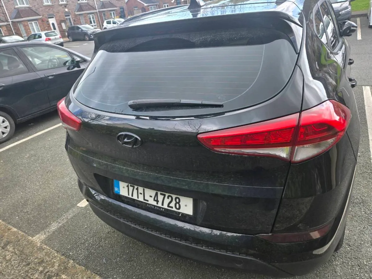 hyundai tucson - Image 2