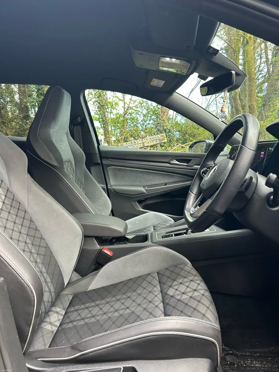 2021 Golf R-Line Automatic 1.5TSI 150BHP HUGE SPEC - Image 3