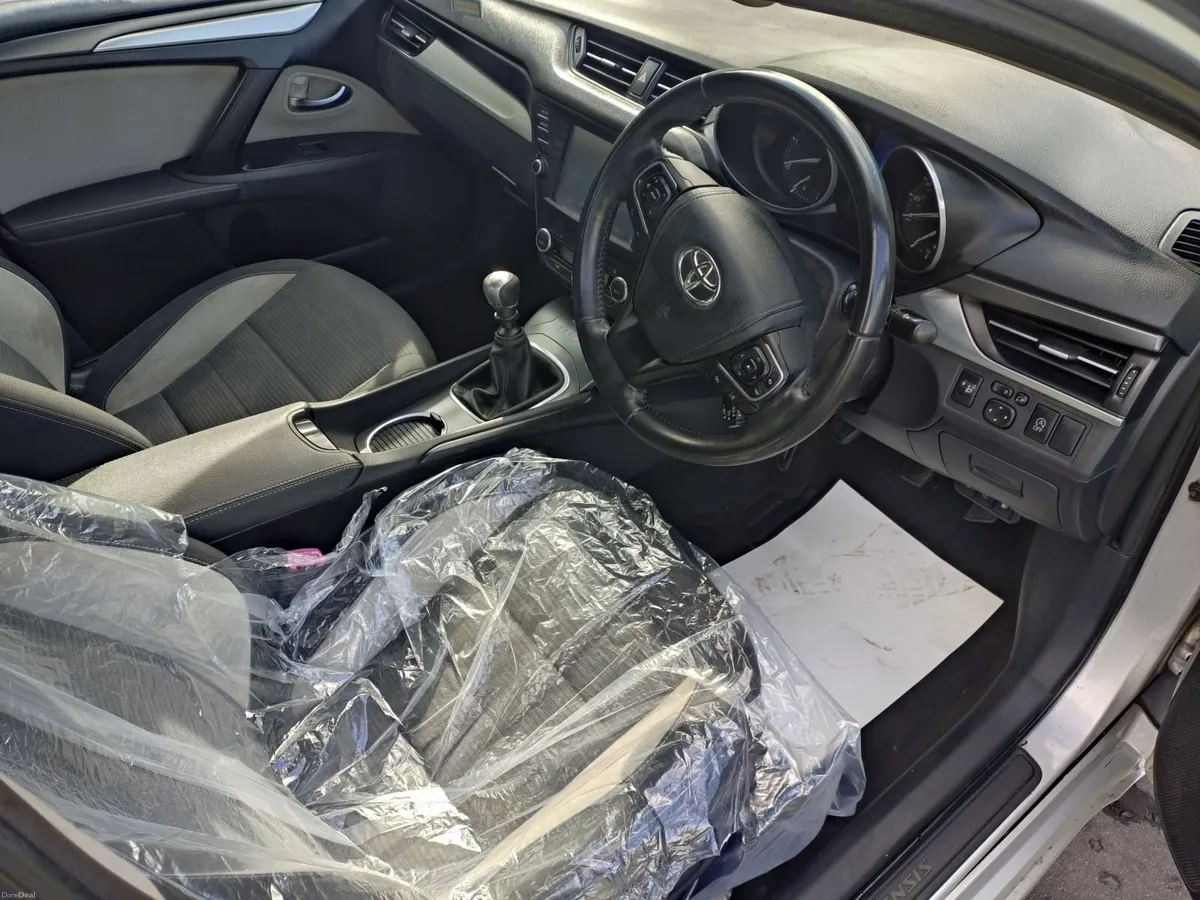 Toyota Avensis NCT March 27 - Image 4