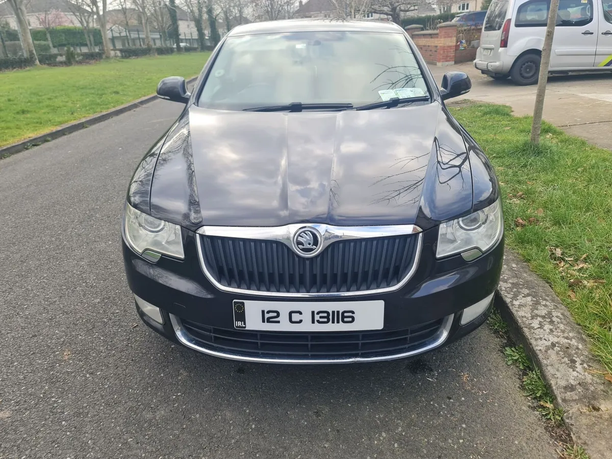 Skoda Superb 2.0TDI Automatic TAX 399€ - Image 2