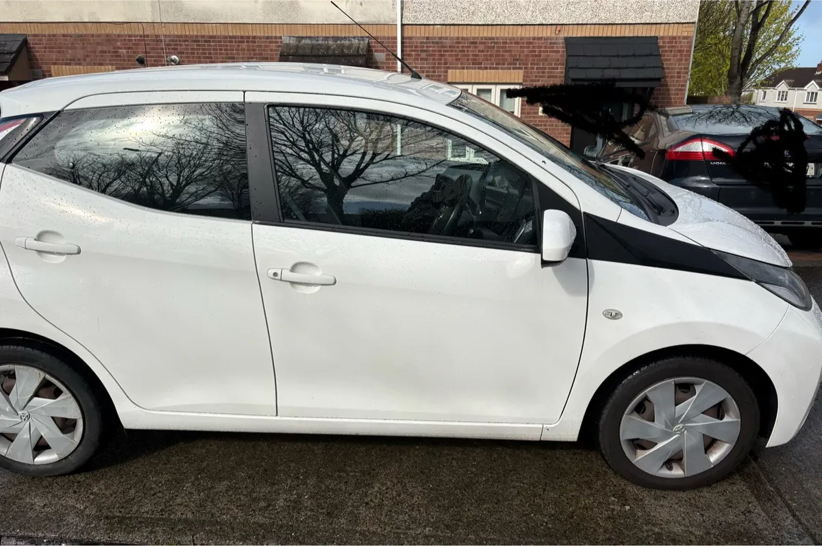 Toyota Aygo X Play - Image 4