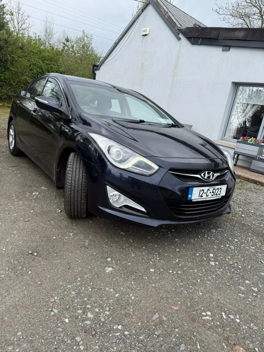Hyundai i40 Executive Full Hyundai service history - Image 3