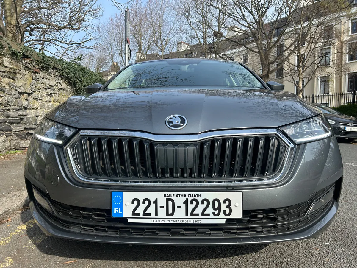 2022 SKODA OCTAIVA STYLE PARKING CAMERA - Image 2