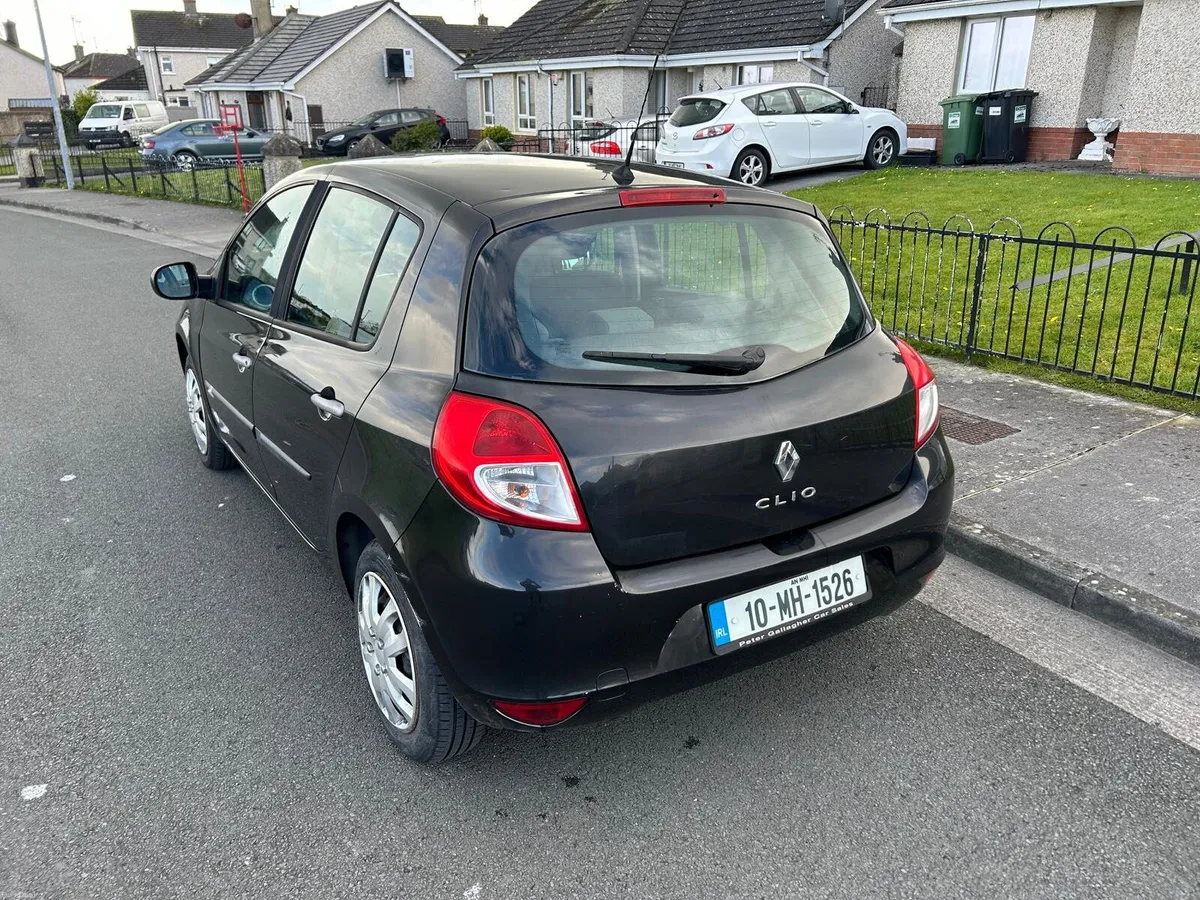 Renault Clio 1400€ - Image 2