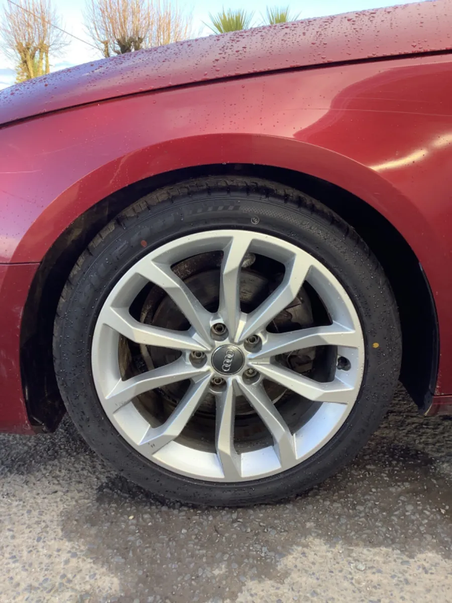 Audi A4 2017 S Line - Image 4