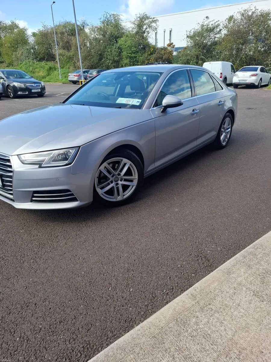 Audi A4 2018 - Image 2