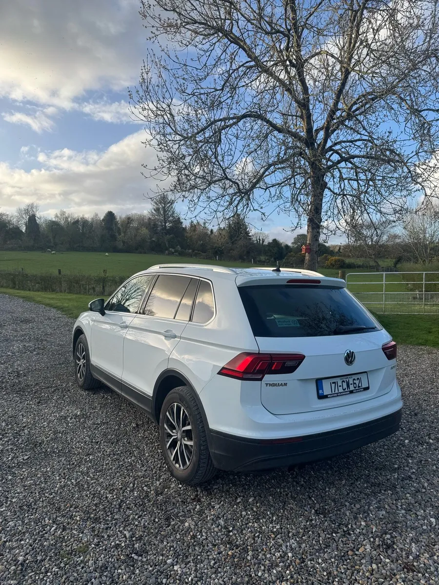 Volkswagen Tiguan **Commercial** - Image 3