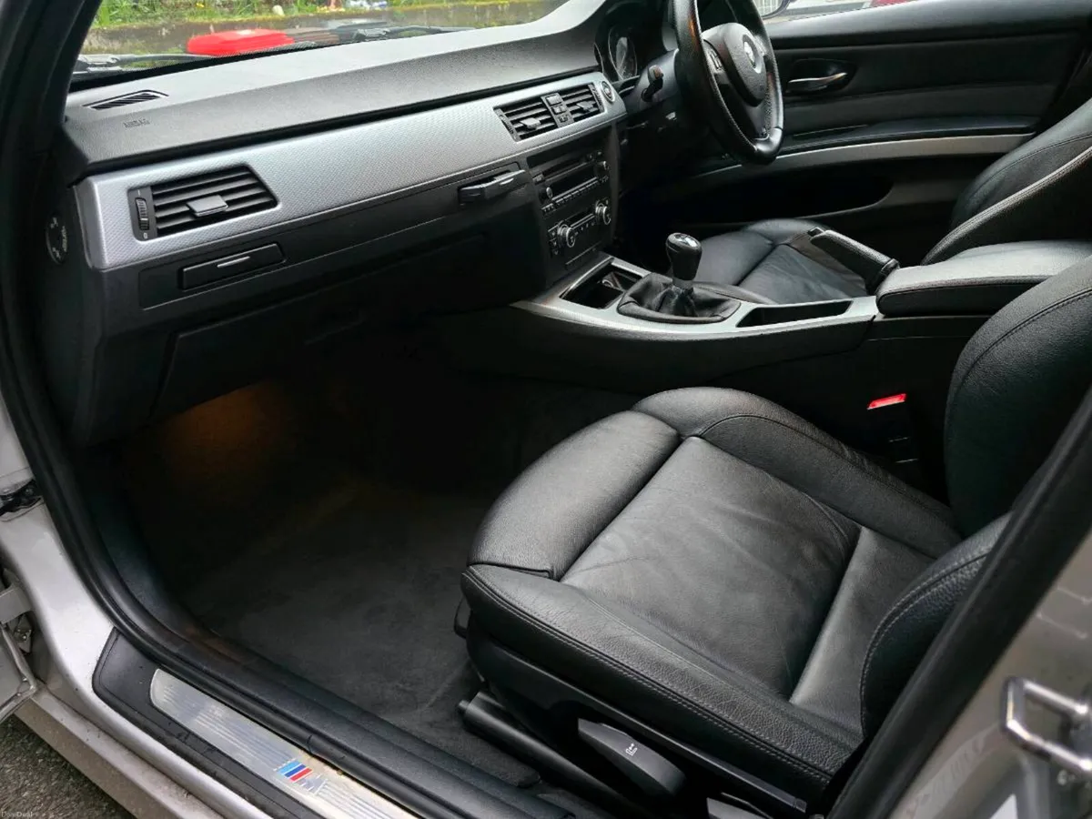 BMW 318d Lci E90 MSport - Image 4