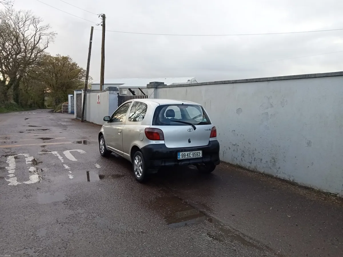 Toyota Yaris - Image 4