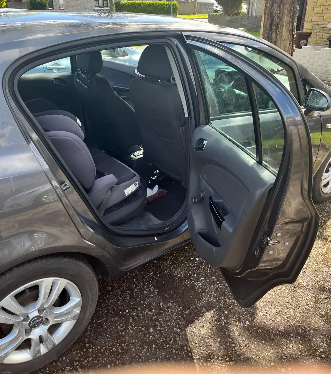 Opel Corsa 2011 - Image 3