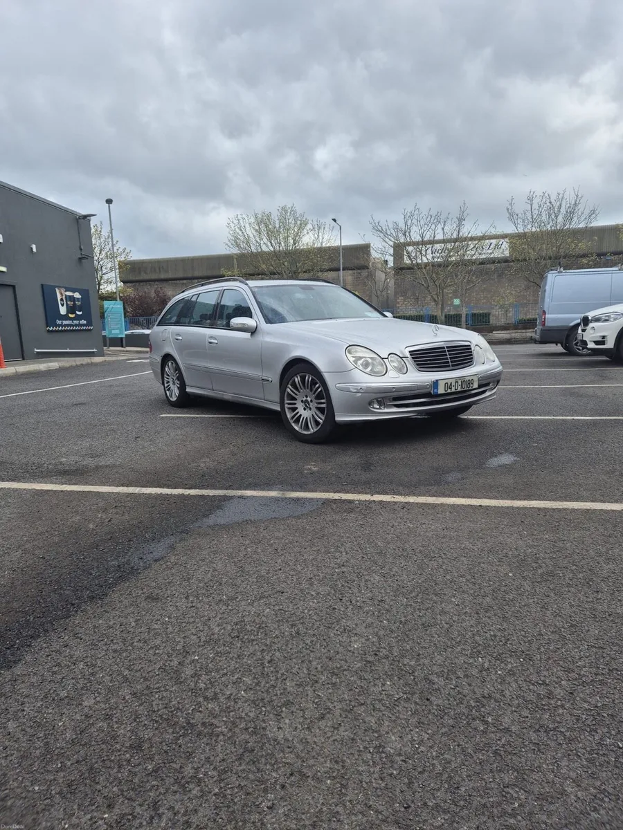 Mercedes E240 NCT 2027 automatic - Image 2