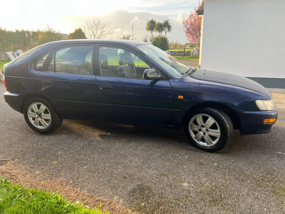 Toyota Corolla 1997 - Image 3