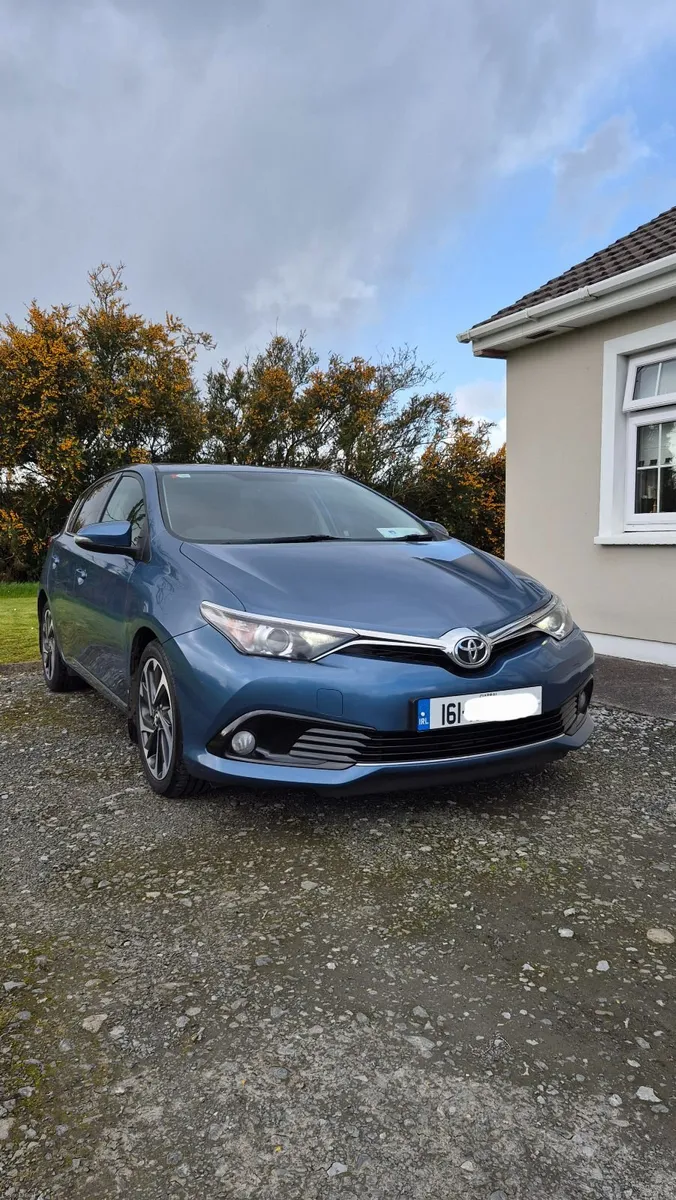 Toyota Auris 2016 - Image 1