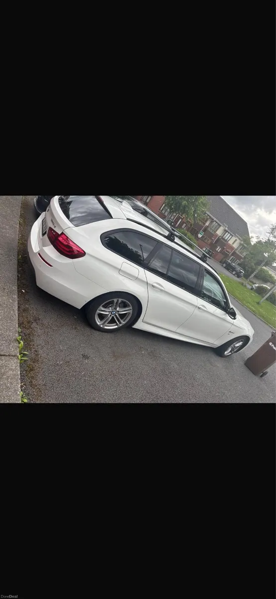 BMW 523d estate - Image 2