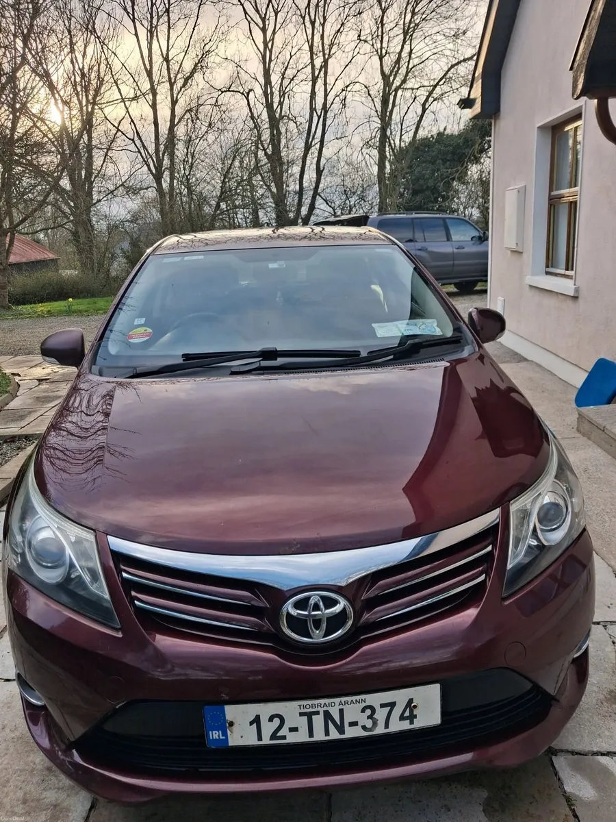 Toyota Avensis 2012 - Image 1