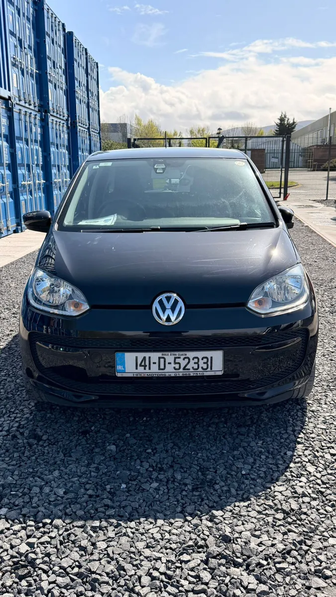 Volkswagen up! 2014 - Image 1