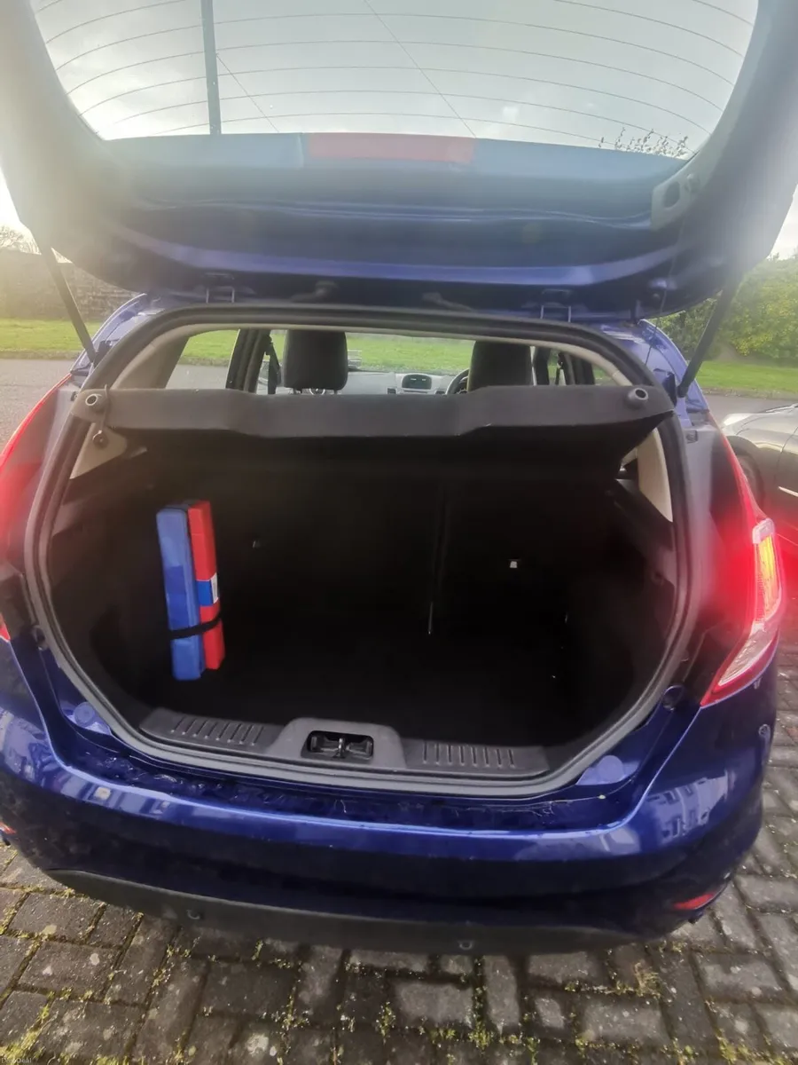 Ford Fiesta Titanium - Image 4