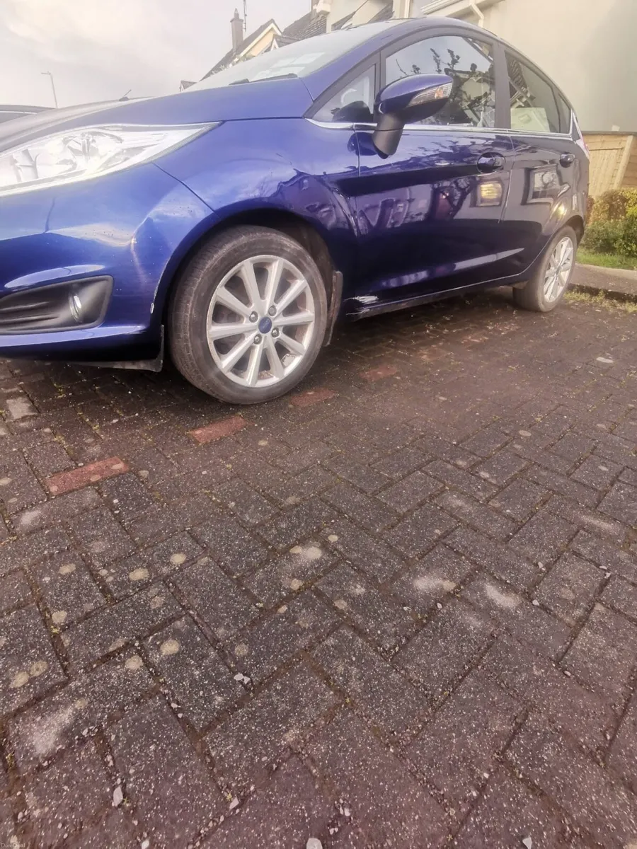 Ford Fiesta Titanium - Image 2