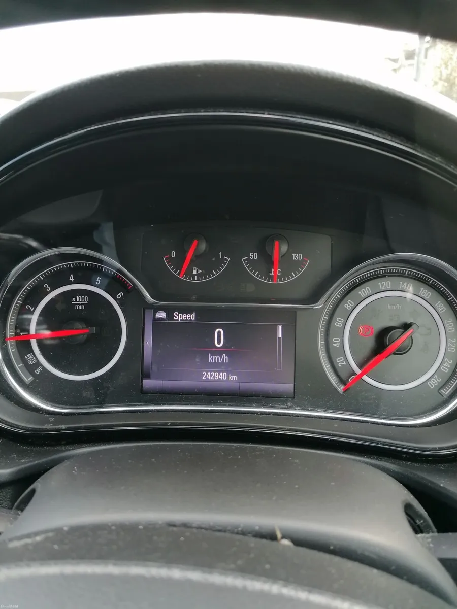 Opel Insignia 2016 - Image 2