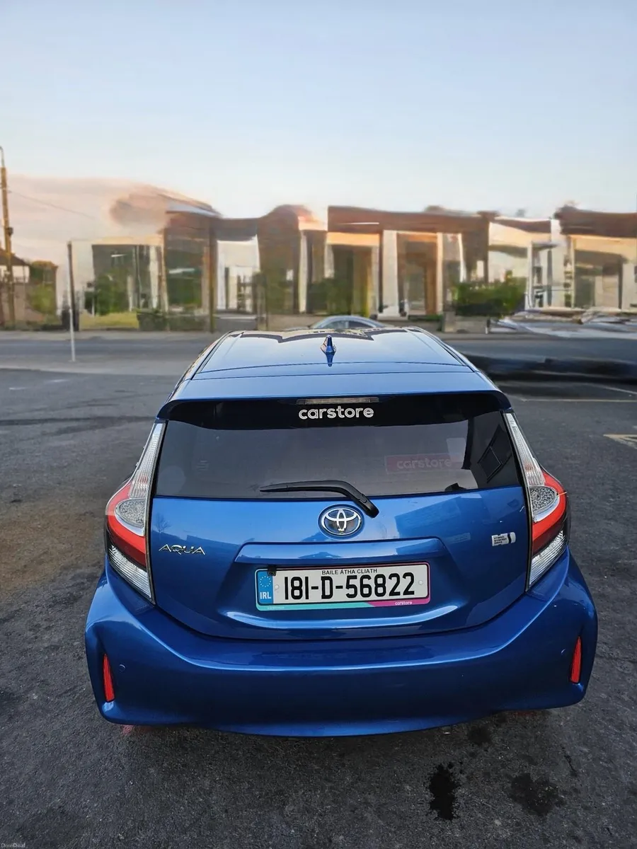 TOYOTA AQUA 2018 AUTOMATIC HYBRID - Image 3