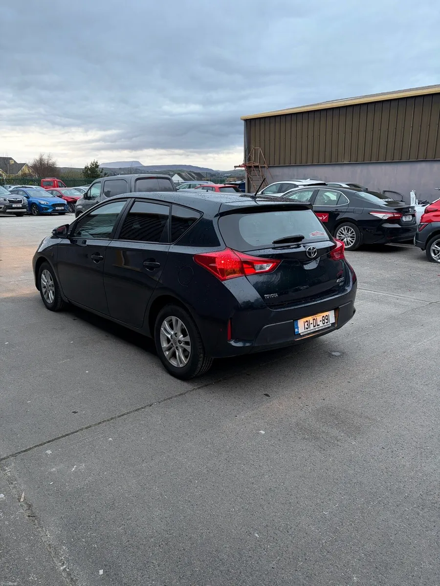 Toyota Auris - Image 3