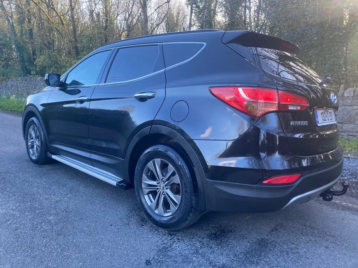 HYUNDAI SANTA-FEE AS NEW 7 seats MINT - Image 4