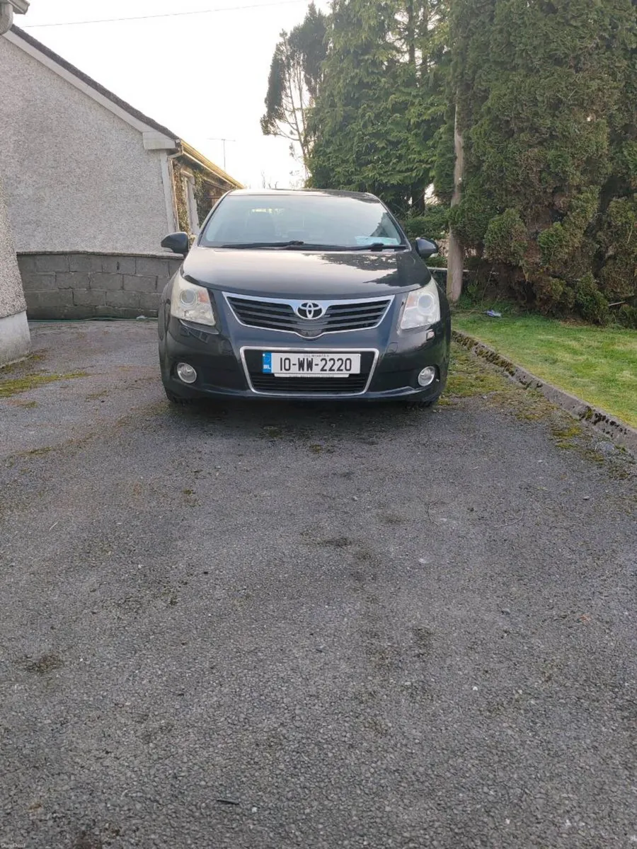Toyota Avensis 2.0 Petrol automatic - Image 1