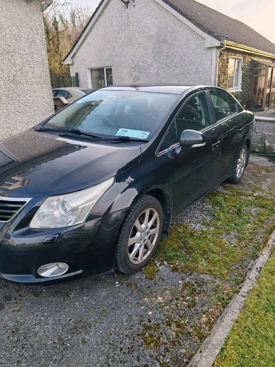 Toyota Avensis 2.0 Petrol automatic - Image 2