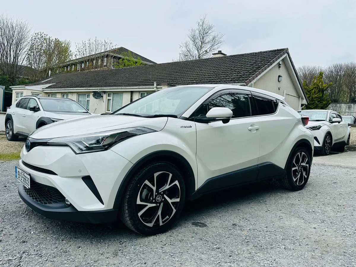 TOYOTA C-HR 2019 HYBRID 47895 KM ONLY 🔥 - Image 4
