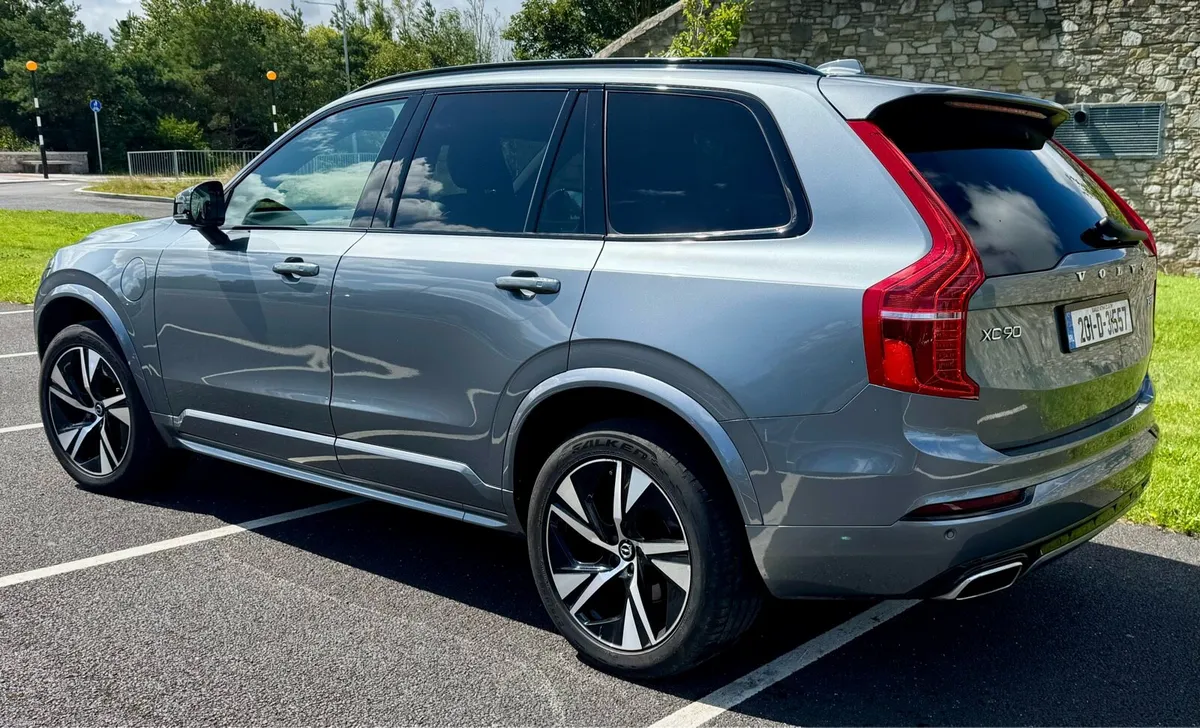 Volvo XC90 T8 - Image 4