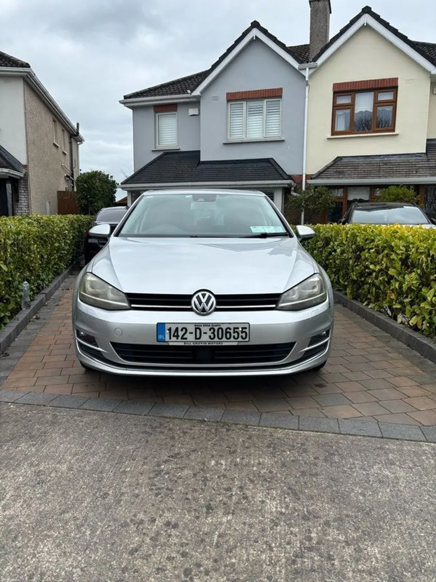 2014 Volkswagen Golf - Highline Spec - Image 2