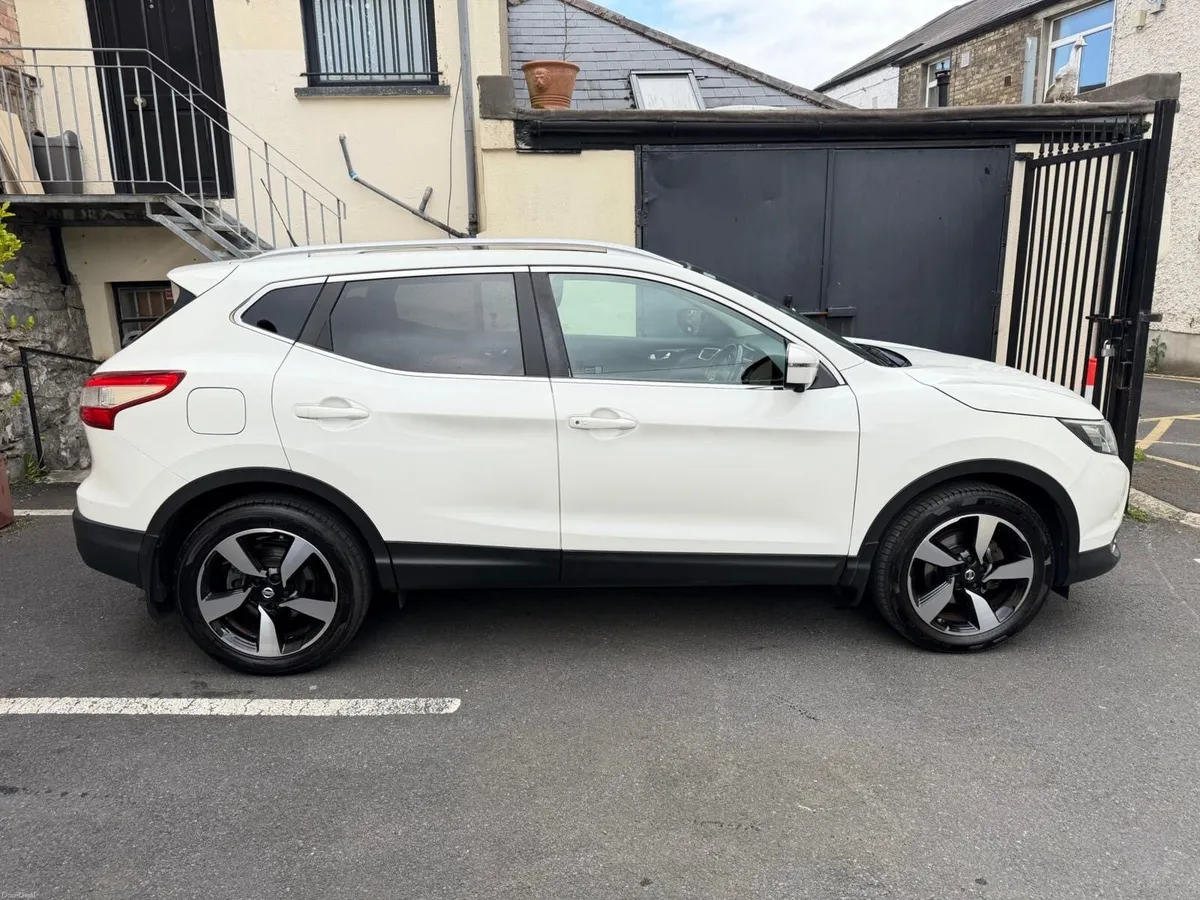 2016 Nissan Quashqai Premium 1.2 Petrol | Auto | - Image 3