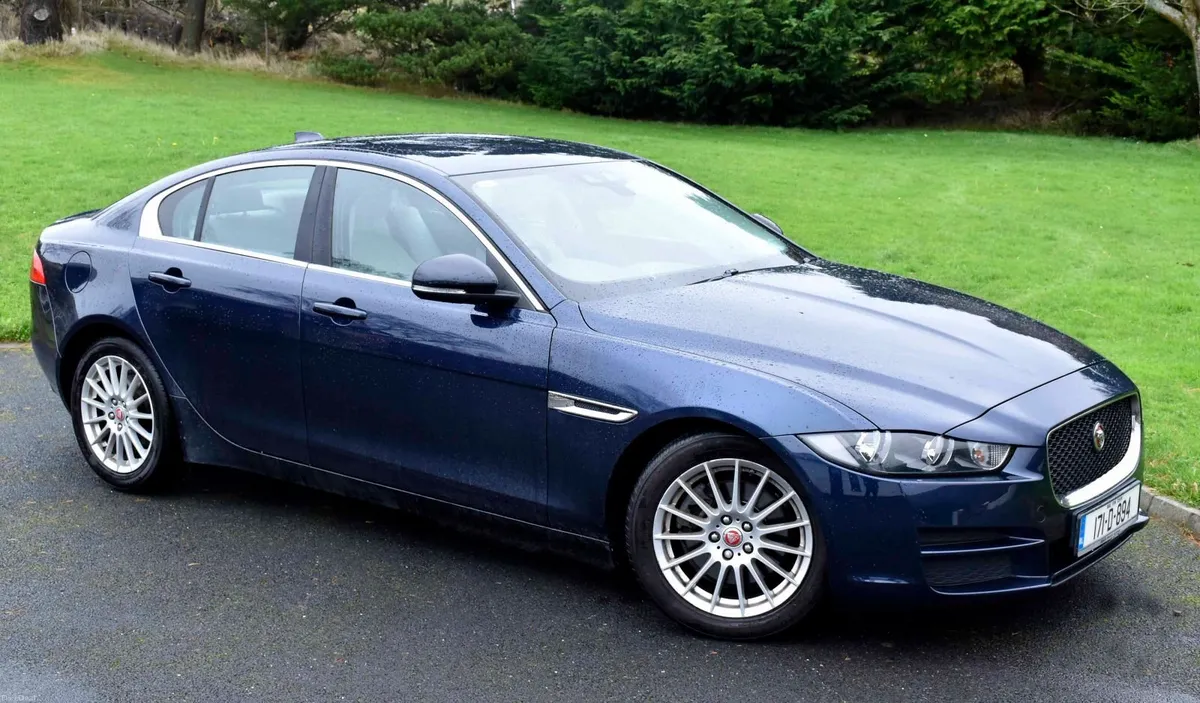 Jaguar XE 2017 - Image 2